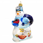 Снеговик с рябинкой